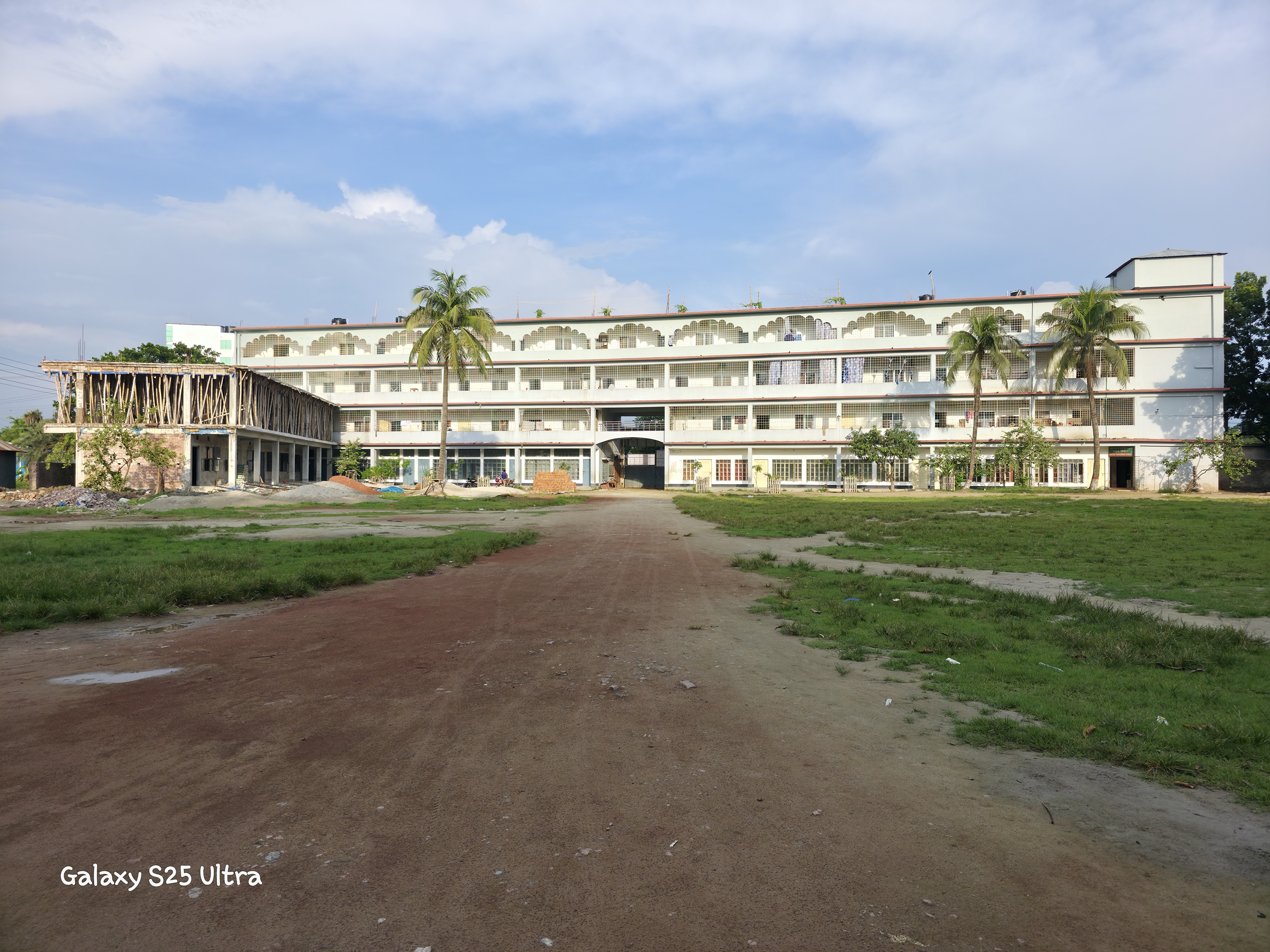 জামিয়া আশরাফিয়া পাবনা